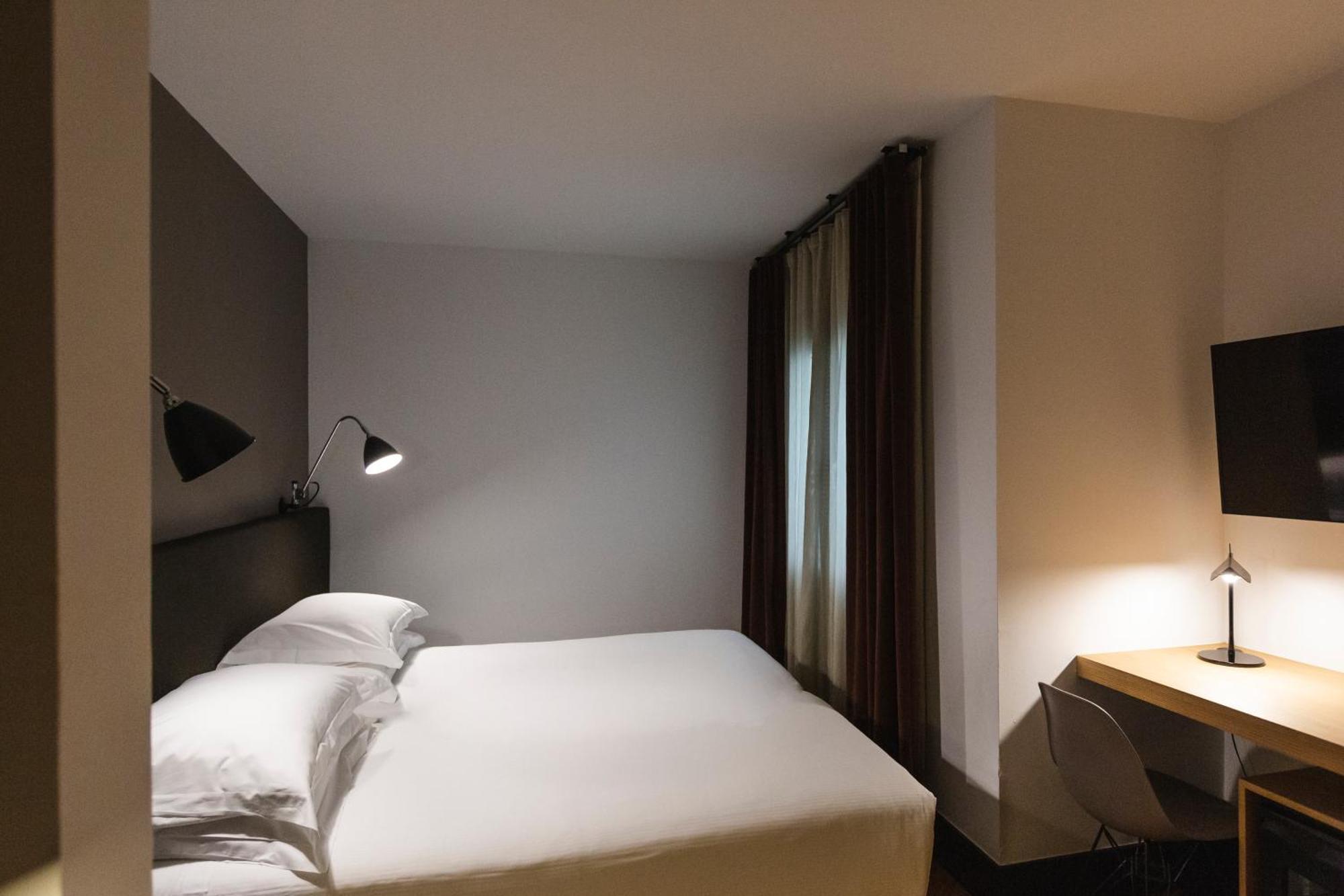 Hotel Alexandra Hotel, Curio Collection By Hilton Barcelona